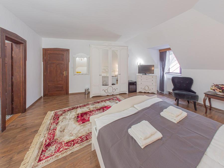 Hotel Salamander - Garni Banská Štiavnica 외부 사진