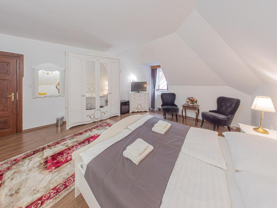 Hotel Salamander - Garni Banská Štiavnica 외부 사진