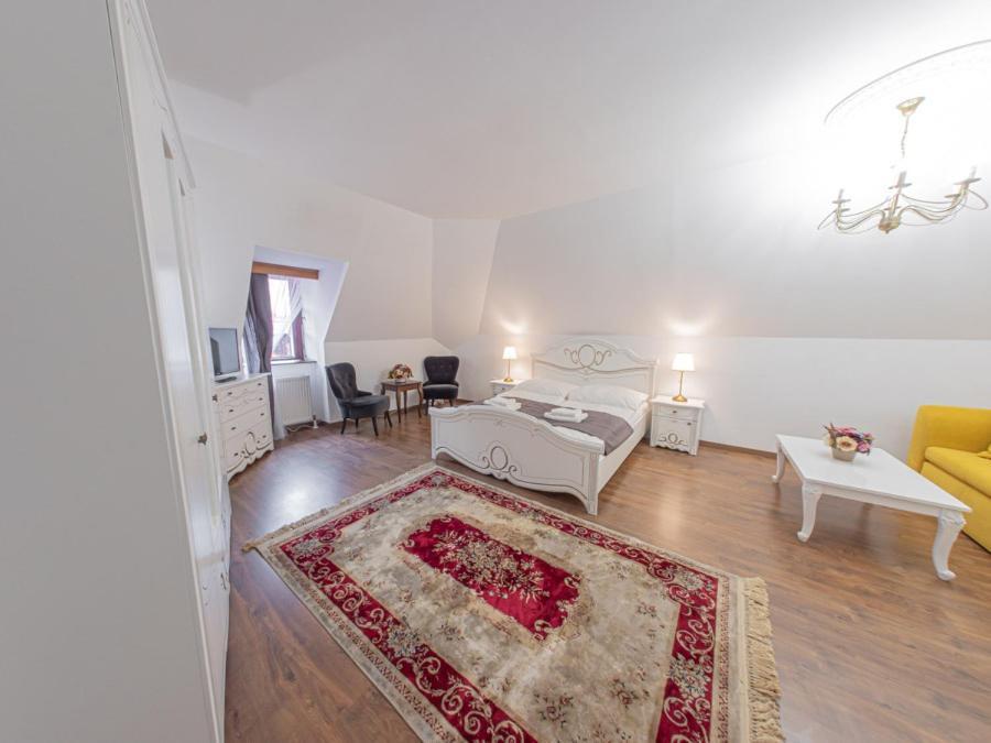 Hotel Salamander - Garni Banská Štiavnica 외부 사진